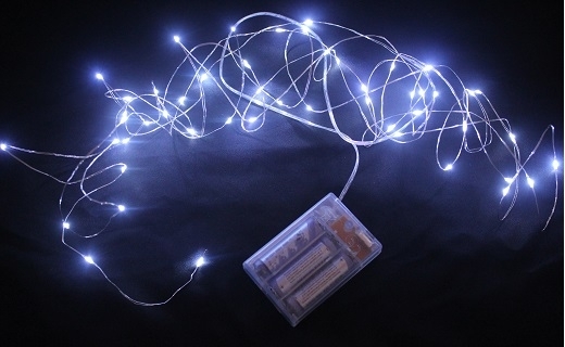 LJ LUCI 50 LED FLASH X INT. M.5+0,5 BATTER. CHIARE