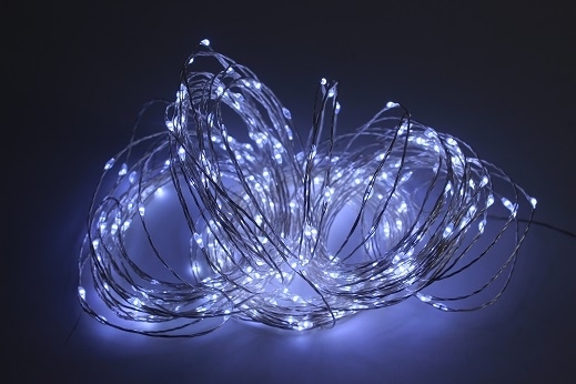 LJ LUCI 100 LED X EST. M.10+0,5 BATT. TIMER CHIARE